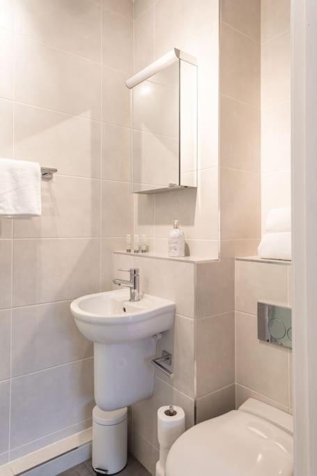 בלפסט Best City Centre Luxurious Home Free Parking מראה חיצוני תמונה