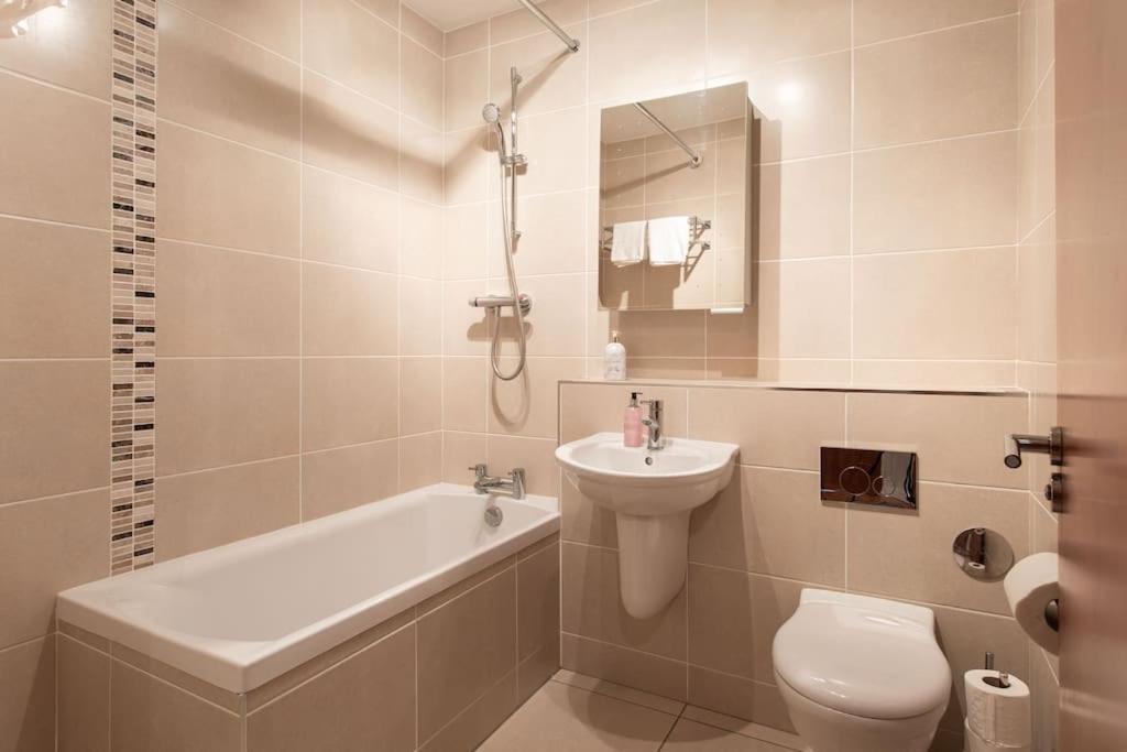 בלפסט Best City Centre Luxurious Home Free Parking מראה חיצוני תמונה