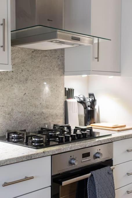 בלפסט Best City Centre Luxurious Home Free Parking מראה חיצוני תמונה