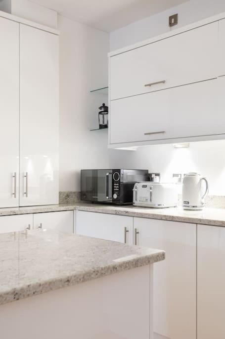 בלפסט Best City Centre Luxurious Home Free Parking מראה חיצוני תמונה